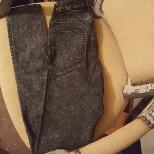 Divided Hi Rise black acid wash jeans